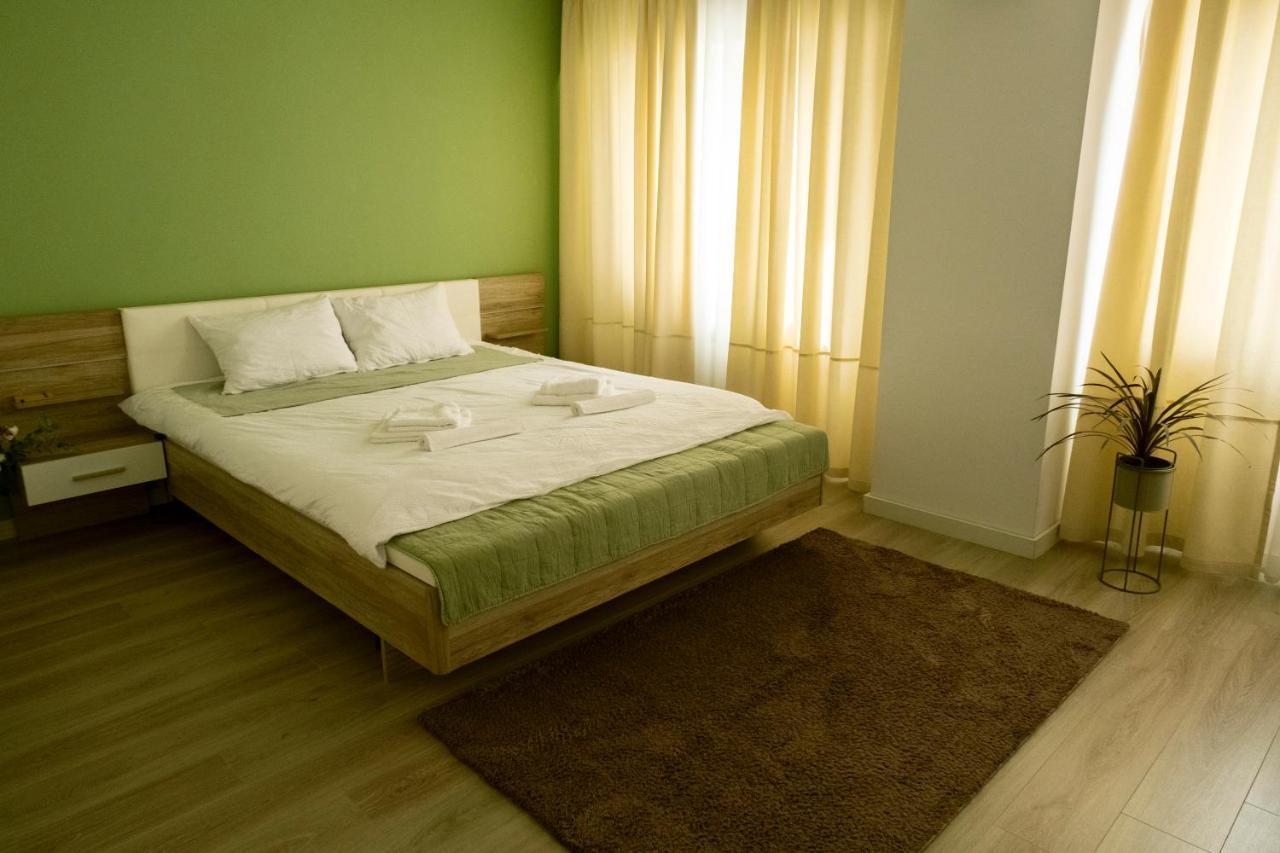 Lara 65 - Cozy & Modern Apartment @ Conest Iasi Exterior photo
